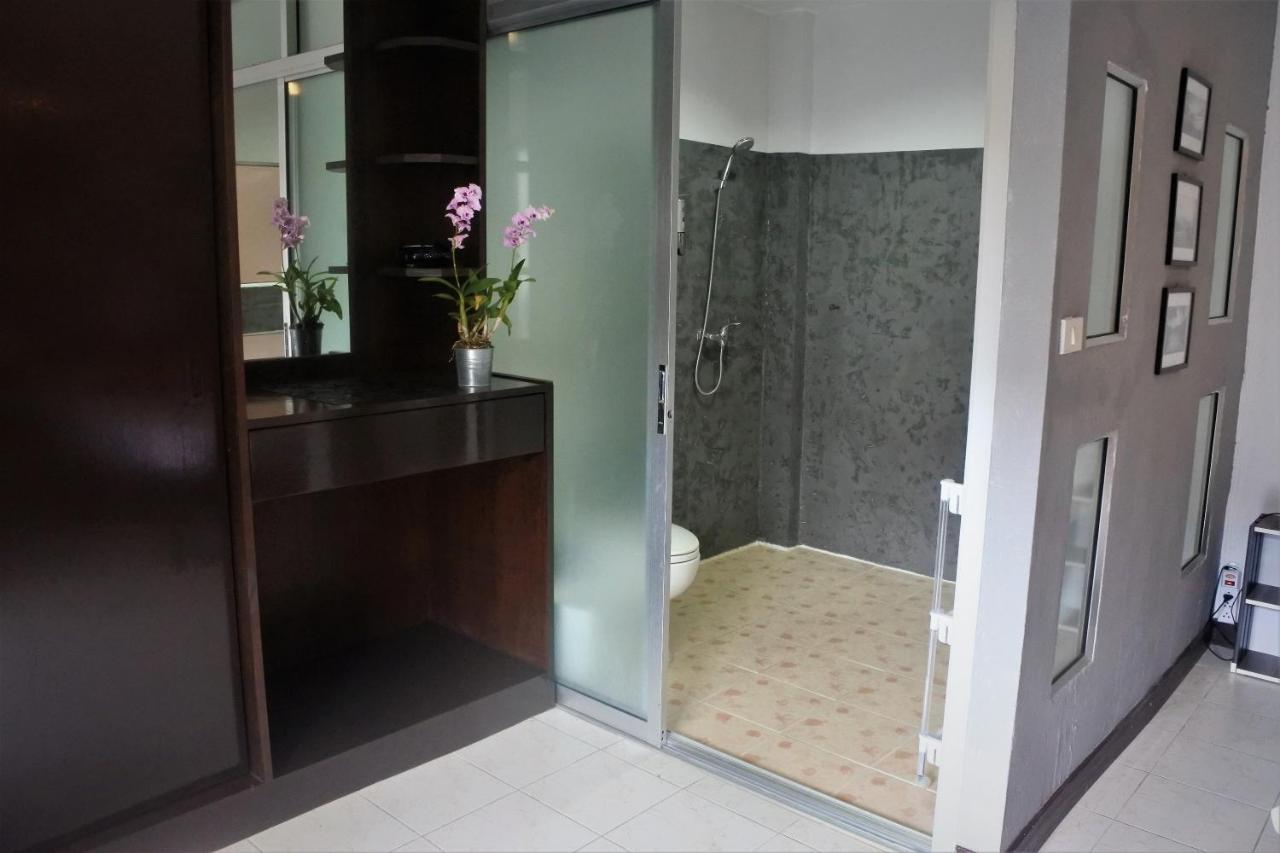 Hi Karon Beach Family Room Bagian luar foto