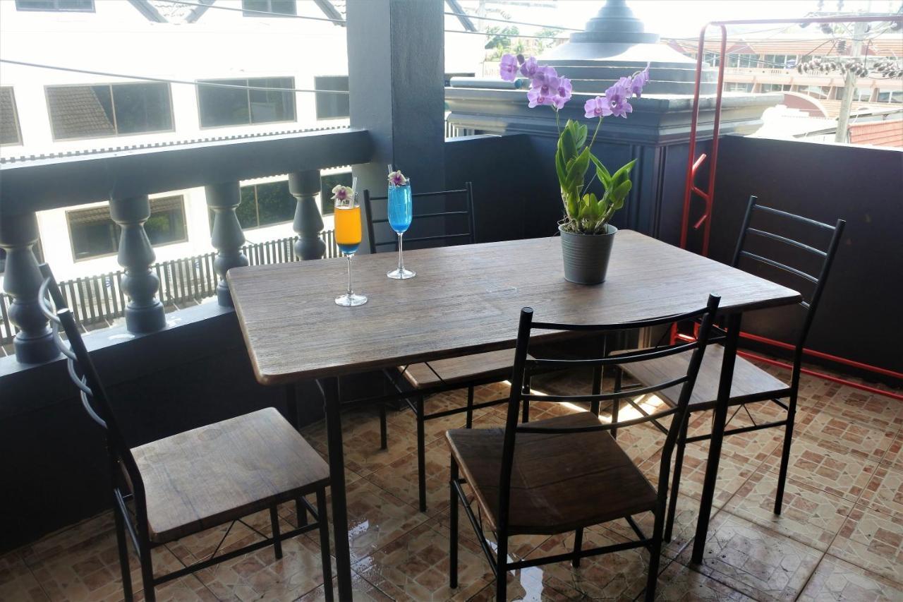 Hi Karon Beach Family Room Bagian luar foto