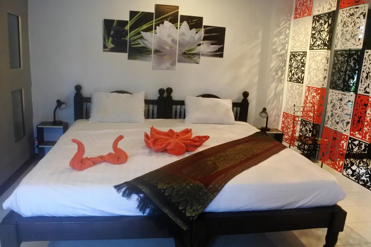 Hi Karon Beach Family Room Bagian luar foto